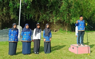 Anggota Baru di SMKN 1 Pleret, Sambut 1 Guru dan 2 Tenaga Kependidikan Baru